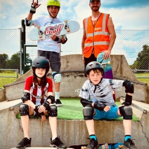 skateboard group lesson